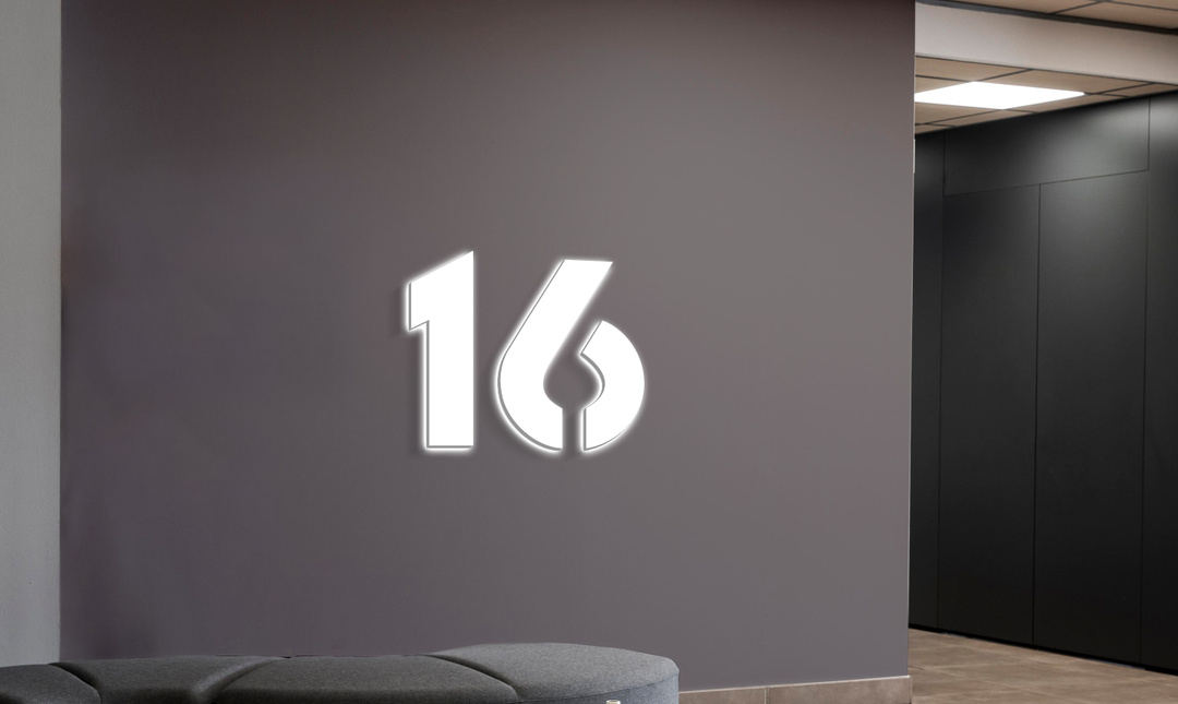 Business signage for Greg Reaves